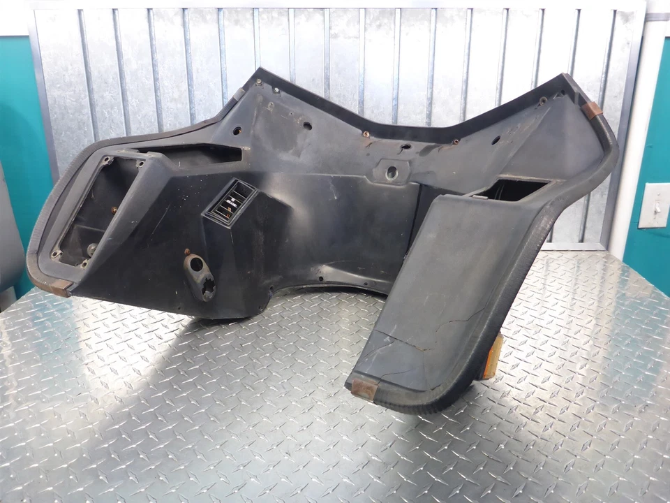 83 本田 Goldwing GL1100I GL 1100 前整流罩信号车头灯外壳 — 第 2/4 张图片