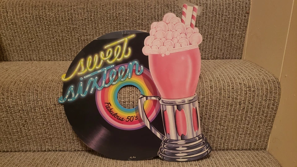 Juego de 3 calcetines troquelados vintage Beistle 1988 Hop años 50 Jukebox Sweet 16 Drive-In Foto 3 de 4