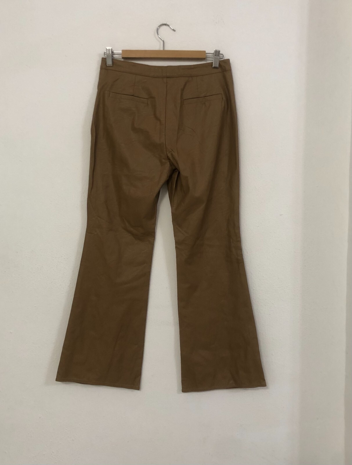 VICOLO beige hazelnut faux leather trousers size M image 6