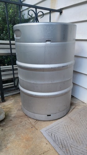 🍺 15.5 Gallon Sankey D Keg – 1/2 BBL Stainless Steel - Used in good condition