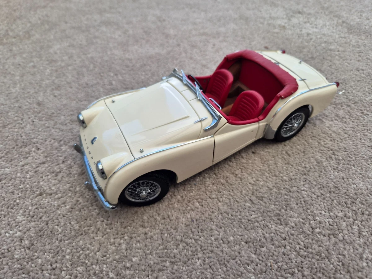 TRIUMPH 京商　1/18　ダイキャストモデル Kyosho Triumph 1:18 Scale Diecast & Toy Vehicles for sale | eBay