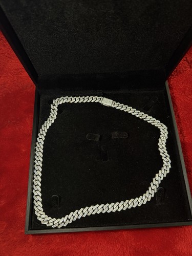 22” 10MM VVS MOISSANITE PRONG CUBAN CHAIN (PASSES TESTER)