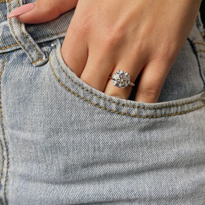 4 Kt Rundschliff IGI Lab Grown Diamant Verlobungsring in 18 K Gelbgold