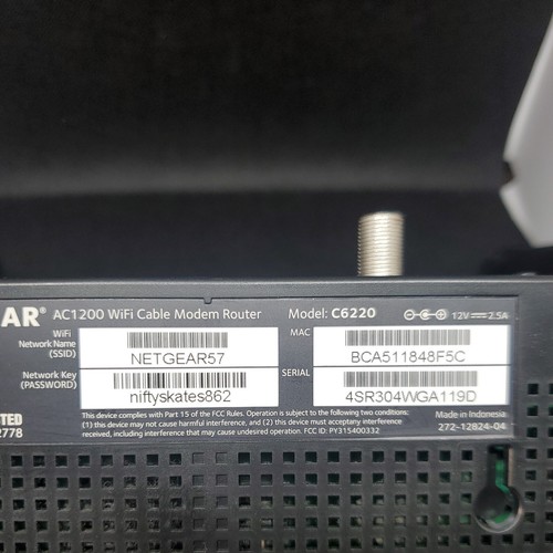 NETGEAR C6220 AC1200 Dual-Band WiFi Cable Modem Router - Tested No Power Cord - Picture 4 of 5