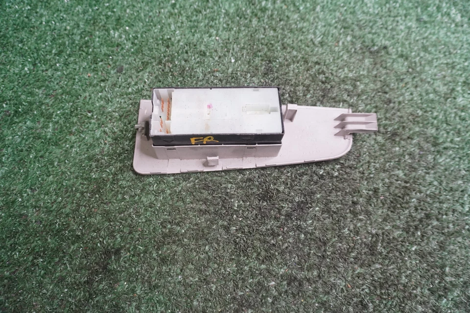 Interruptor de ventana del pasajero delantero Nissan Máxima 2004 2005 2006 2007 OEM 809607Y000 Foto 3 de 4