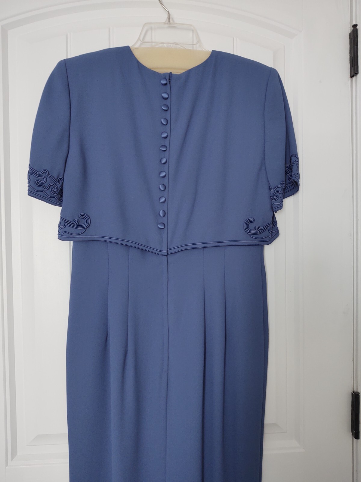 formal dresses - image 5