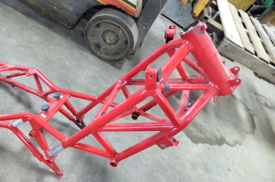 07 Ducati Multistrada 1100 рамное шасси - Изображение 2 из 4