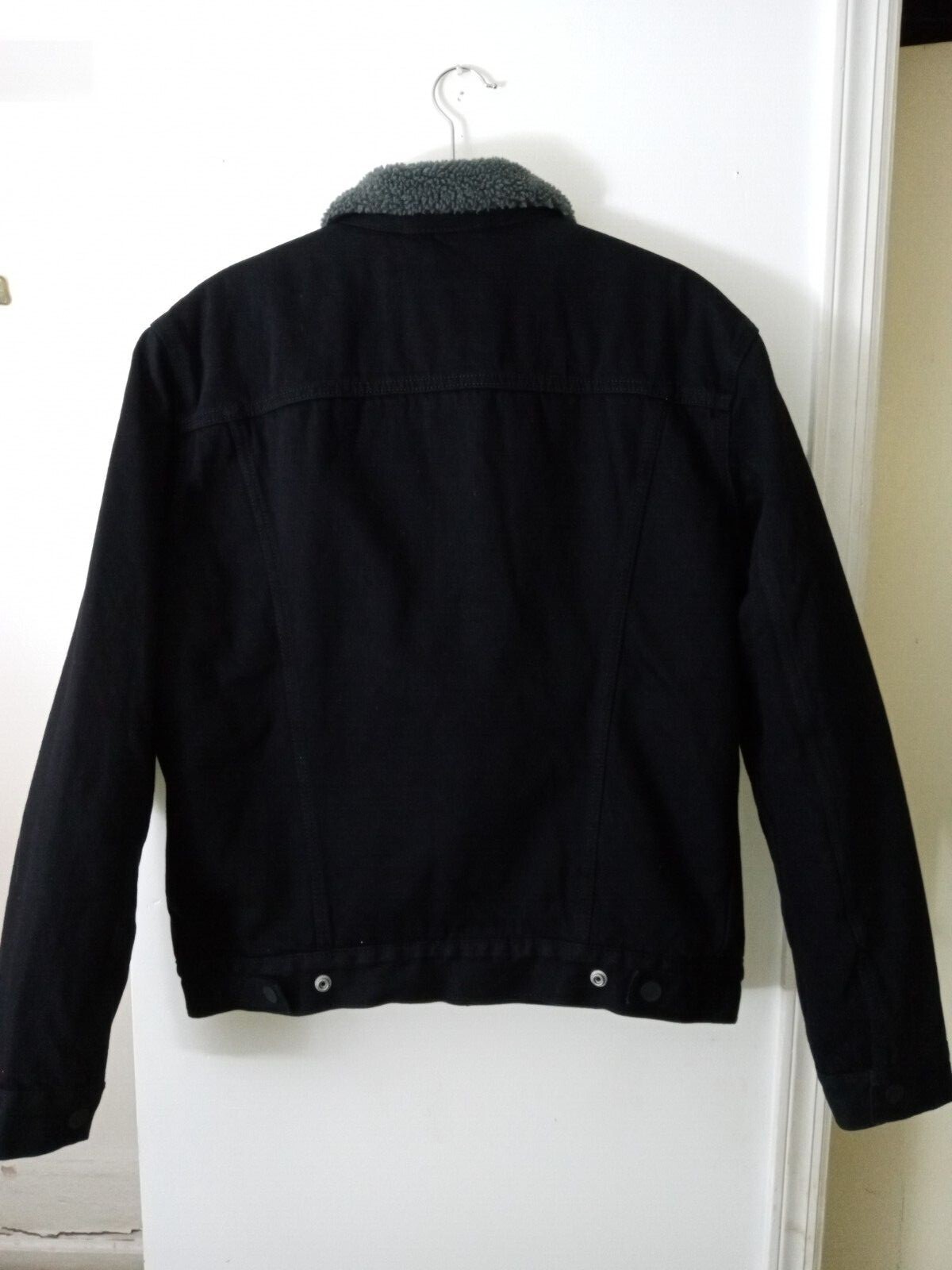 LEVI'S MEN'S SHERPA TRUCKER JACKET BLACK Size Medium … Gem