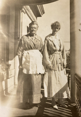 Vintage 1920s Ladies Women Dresses Fashion House Porch Original Old Photo P11r27 | eBay Vintage 1920s Ladies Women Dresses Fashion House Porch Original Old Photo P11r27 | eBay