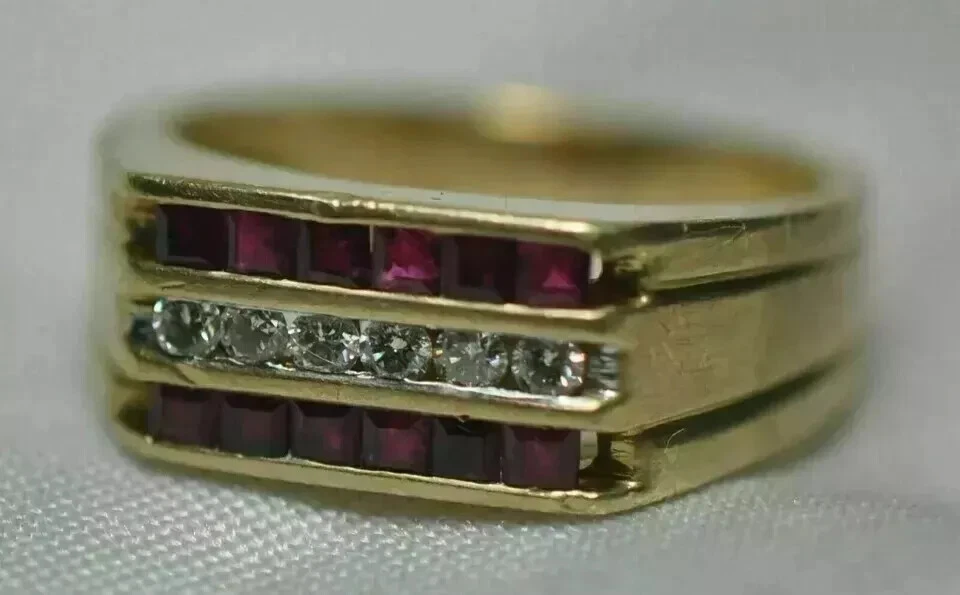2.50 Ct Princess Cut Created Red Ruby Men's Wedding Ring 14K Yellow Gold Plated - Image 2 of 4