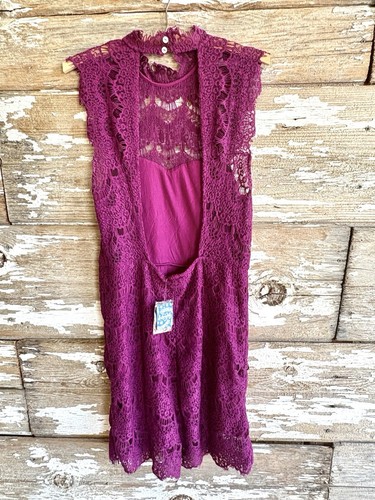 NWT Free People Magenta Lace Mini Dress – Size M – $98 Retail - Picture 3 of 8