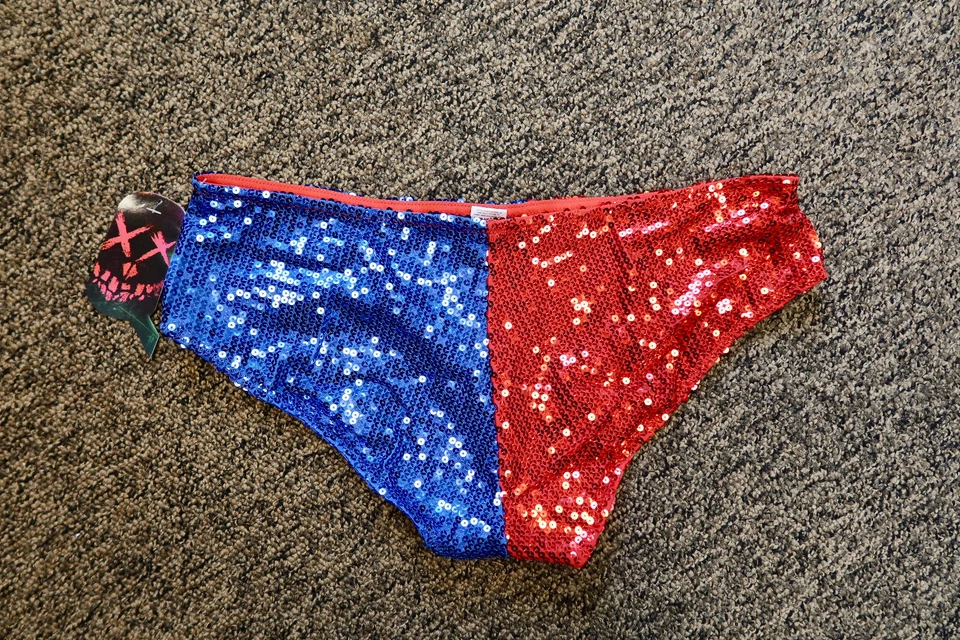 全新 DC 漫画 Suicide Squad Harley Quinn 服装亮片内裤 - XXL — 第 4/4 张图片