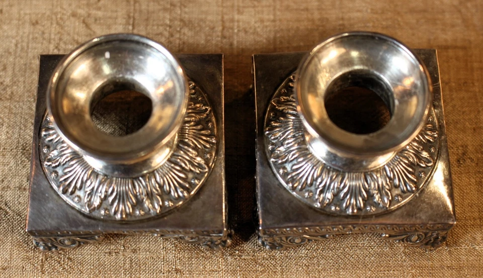 Candelabros franceses de plata .950 de 2" x 2" x 2" neoclásico siglo XIX c. 1835 Foto 4 de 4