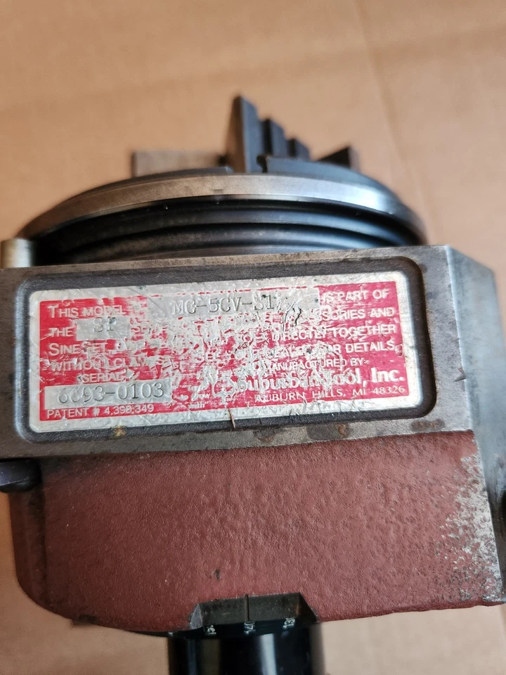 Accesorio de índice de giro cilíndrico Suburban MG-5CV-S1 Master Grind con bloque en V Foto 4 de 4