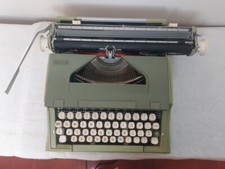 VINTAGE SEARS  PORTABLE TYPEWRITER WORKING. Vinyl Cover.  thumbnail