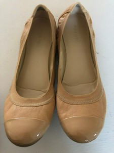 nine west beige flats