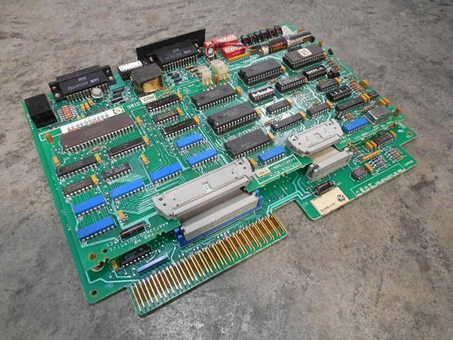Módulo General Electric IC600YB945B ASCII/BASIC Rev. USADO 08 Foto 2 de 4