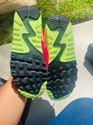 Size 4 - Nike Atmos x Air Max 2 Light QS Logos