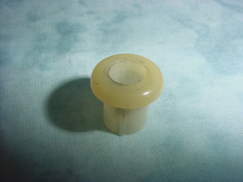 VINTAGE ORIGINAL GUITAR TUNING MACHINE STRING POST FERRULE