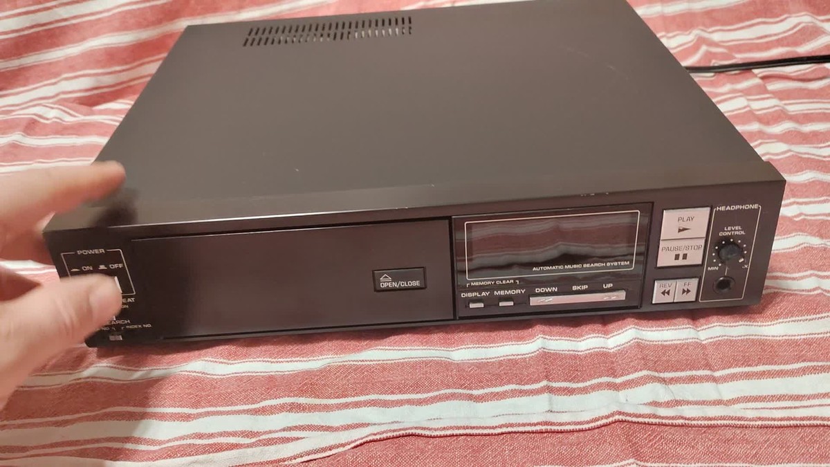 General Electric 3-7000A CD Player [1984 Vintage, Same as General Electric 3-7000A CD Player [1984 Vintage, Same as