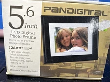 Pandigital PAN56-1 5.6-Inch Digital Picture Frame Black - NIB- 128MB w/remote