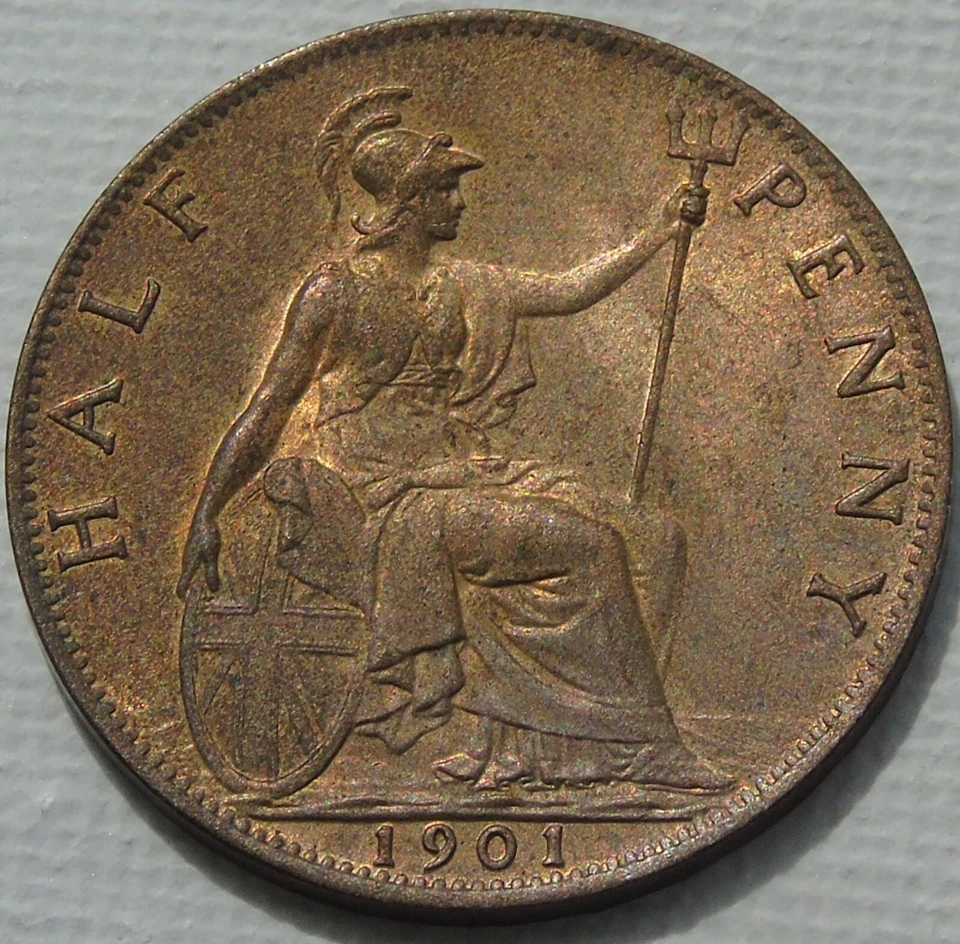 1901 Queen Old Veiled Head Bronze Half-Penny S3962, High Detail & Lustre 5.81g - Image 2 of 2
