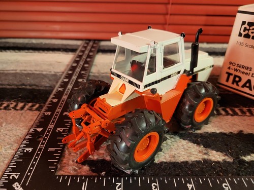 Case 4890 1/35 Diecast Farm Tractor Replica Collectible By Conrad - Picture 5 of 12
