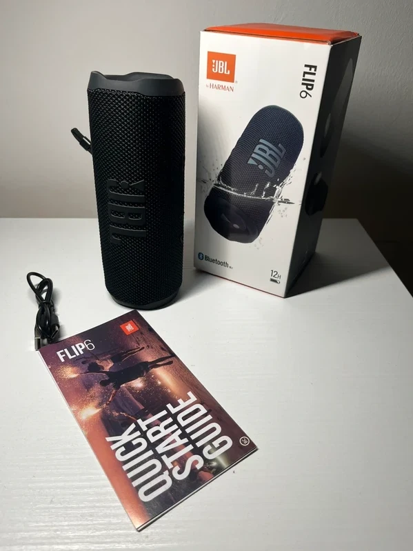 JBL Flip 6 Nero Altoparlante Bluetooth - Portatile - Immagine 2 di 4