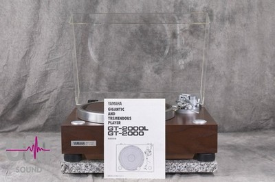 YAMAHA GT-2000L Turntable W/ Auto Lifter Adjust In Good Condition