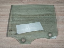 BMW 8 G16 2022 Hinten links Fenster Scheibe T�r hinten 7428511 FHW55551