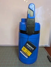 IGLOO Water Jug Cooler 1/2 Gallon Blue White Handle Sports Practice Work