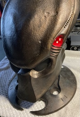 SideShow Premium Format Predator 2 Mask