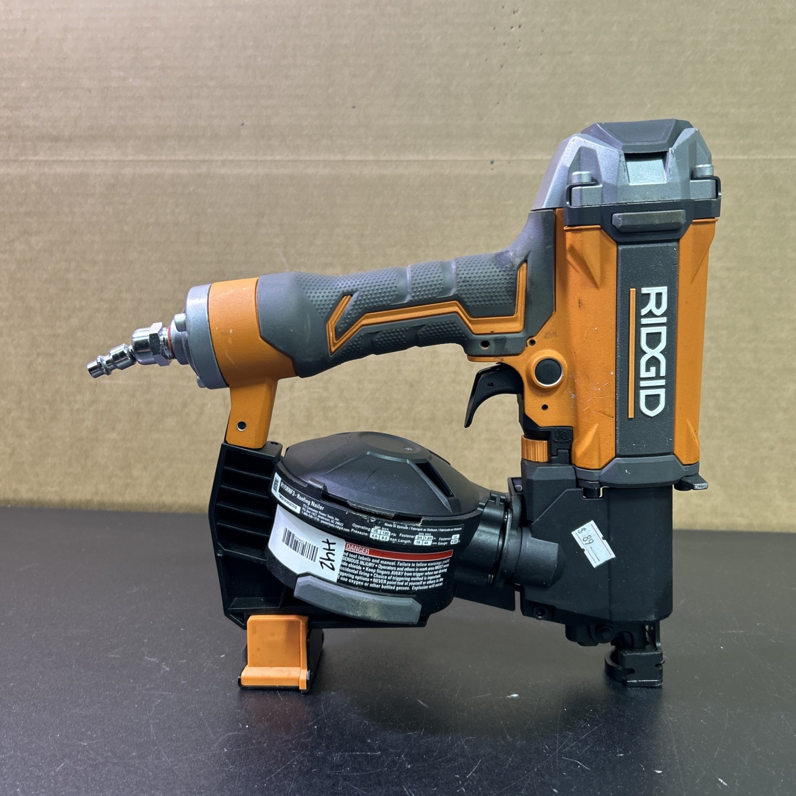 RIDGID R175RNF3 15 Degree 1-3/4 in. Coil Roofing Nailer H42