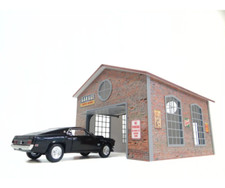 Diorama Kit – Brick House Garage 1:24 Scale – Model Car Display Decoration 1/24