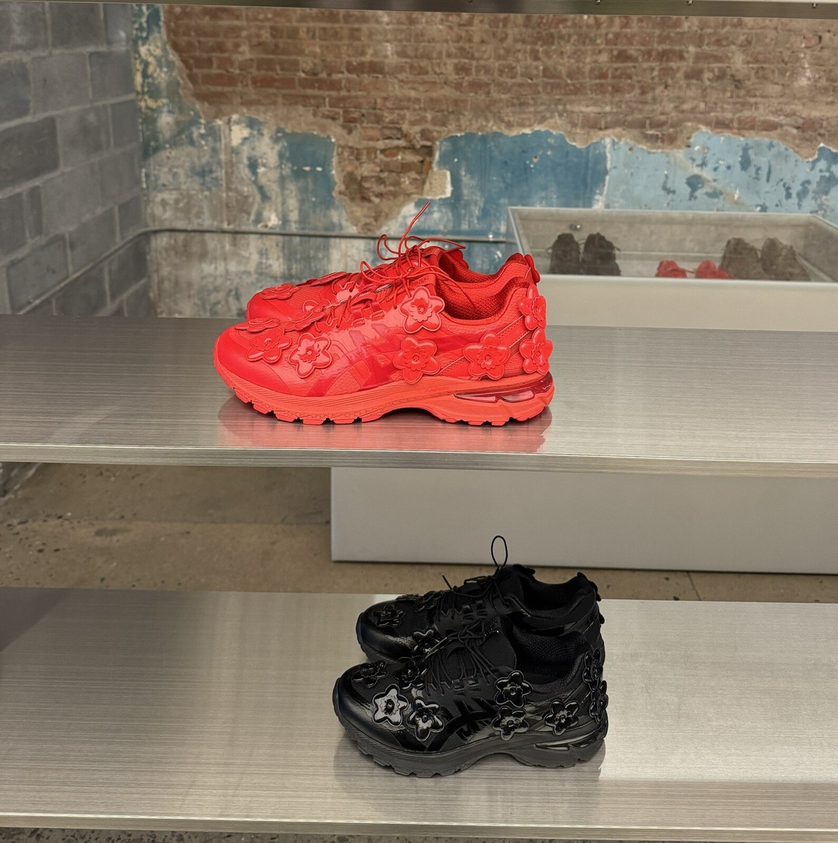 Asics x Cecilie Bahnsen Gel-Terrain Red Size 8 Women's Brand Asics x Cecilie Bahnsen Gel-Terrain Red Size 8 Women's Brand