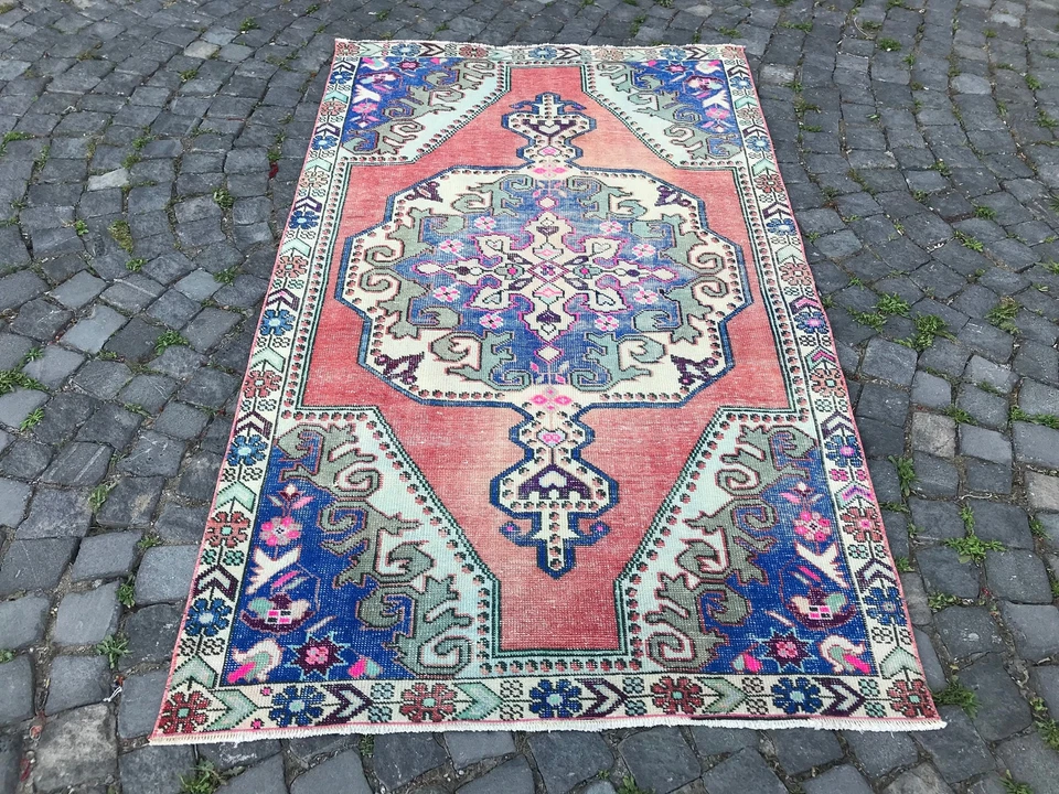 Turkish Antique rug Bohemian Area rug Oushak rug Vintage Rug Handmade Wool rug - Image 3 of 4