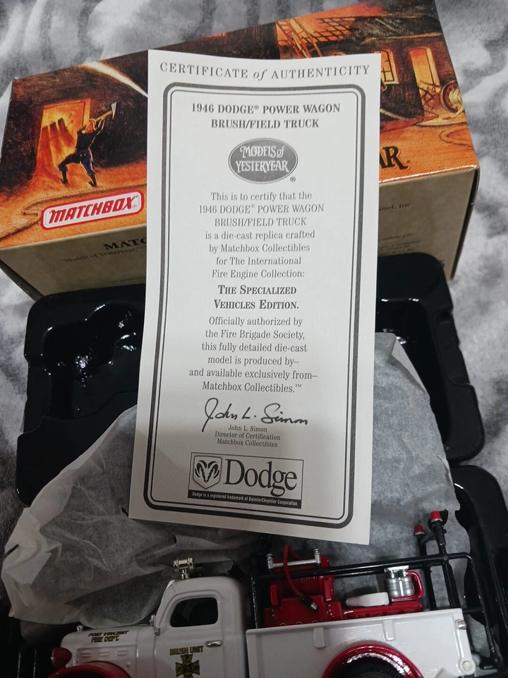 Matchbox Yesteryear Fire Series YYM37636 Dodge Power Wagon Brush/Field Truck NIB - Image 2 of 4