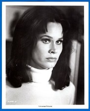 KAREN BLACK Actress Original Vintage 8x10 News Press Photo 1976 FAMILY PLOT