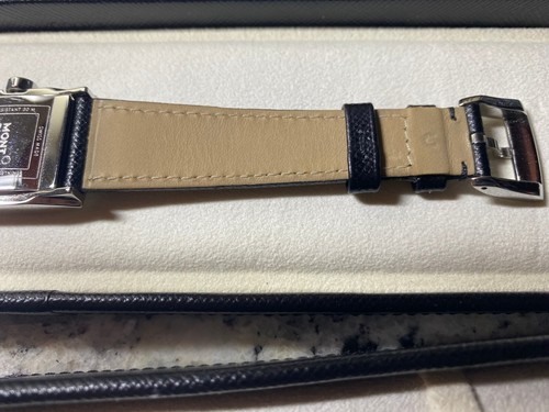 Montblanc 7047 Ladies Quartz Watch Silver Dial Black Leather Strap - 第 6/12 張圖片