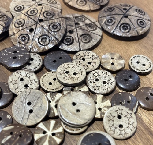 Selling Out! 50g Mix Of Coconut Shell Buttons (3) - Australian Supplier - Picture 2 of 3