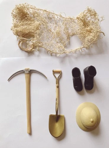 Vtg GI Joe Secret of the Mummy's Tomb Pith Helmet , Pickaxe, Shovel, Net & Boots