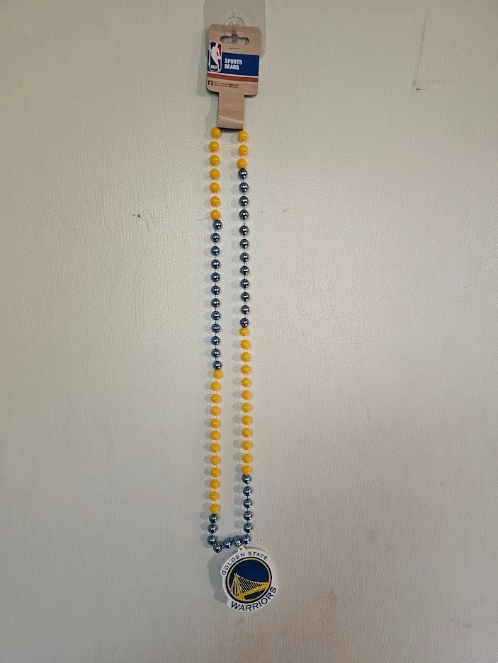 Collar de cuentas Golden State Warriors Foto 2 de 4