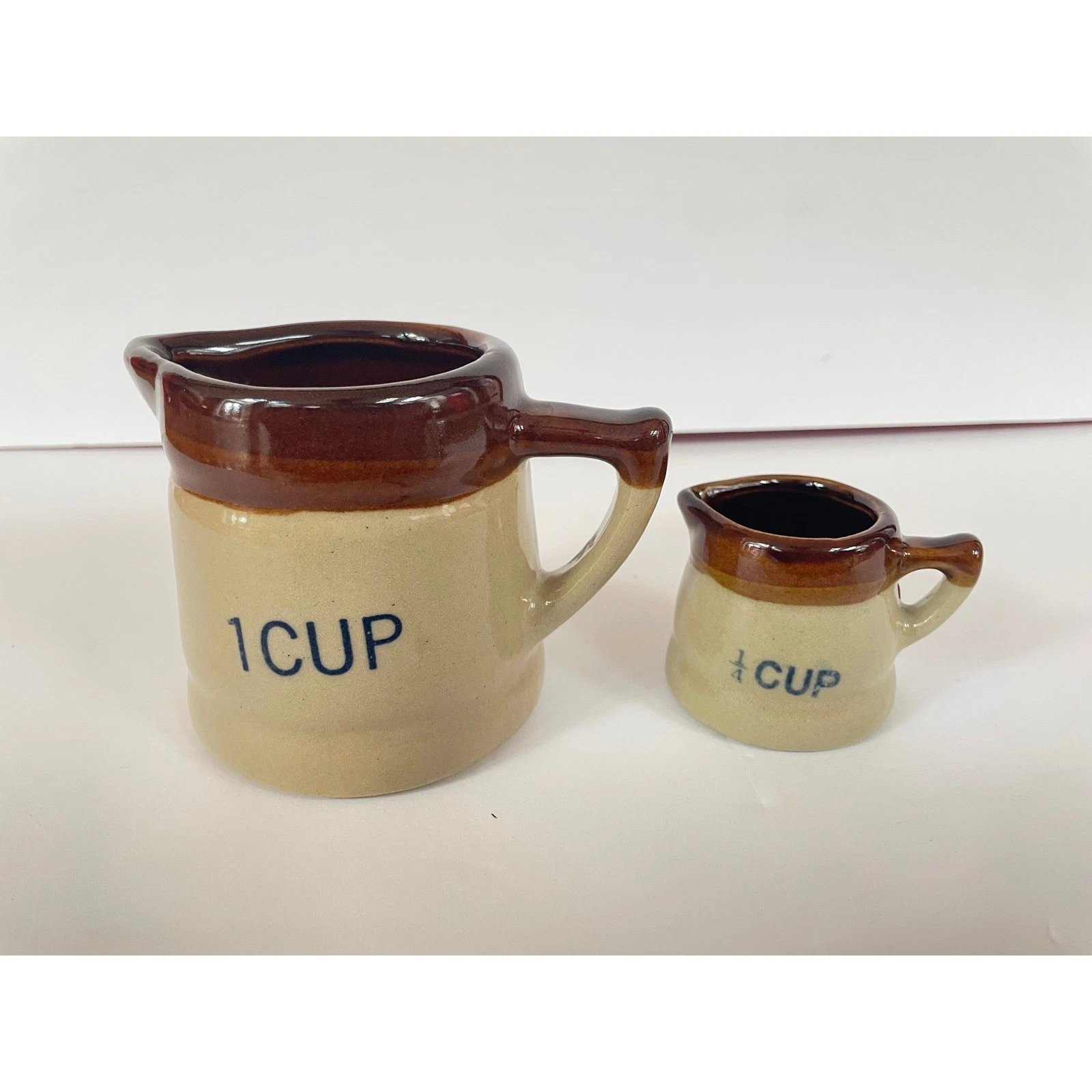 Vintage Ceramic Measuring Pitcher Set 1 Cup and 1/4 Cup Brown Stoneware