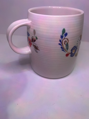 Anthropologie Tazza Monogramma Petalo Pallet J Lettera Iniziale Floreale Starla Halfmann - Foto 3 di 6