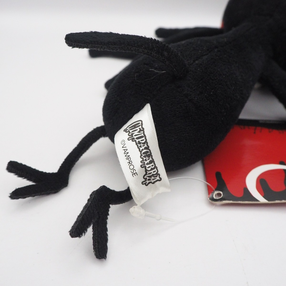 VAMPS HYDE VAMPROSE CHUPACABRA　マスコット HYDE直筆キャラクター “CHUPACABRA” × “ハローキティ”のコラボ