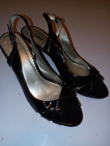 Fioni 7.5 women's Black heels shoes 