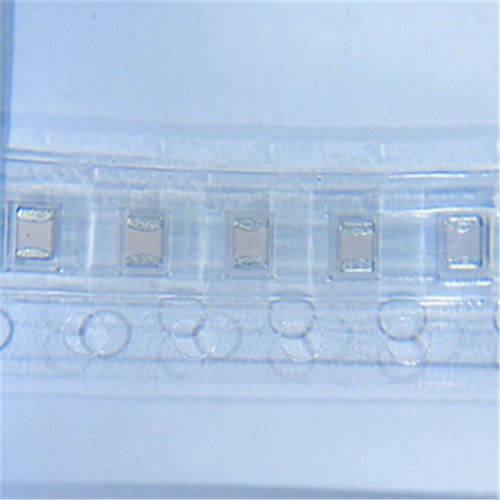 Condensadores de microondas y RF ultrabajos serie ATC 600F 68pF alta Q NPO 10 PIEZAS - Imagen 2 de 3