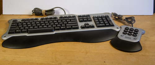 Saitek Gaming Keyboard And Command Pad - Model: KU-0418 | eBay