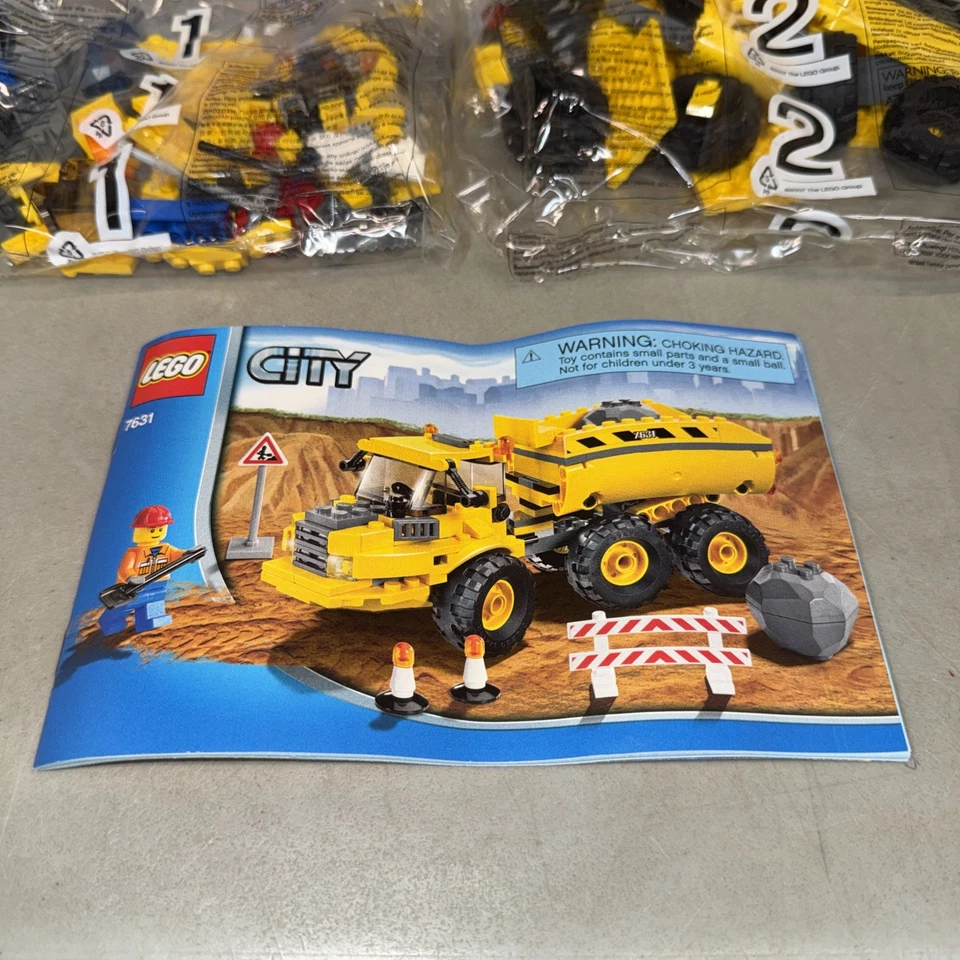 LEGO City: Dump Truck (7631) New Open Box Vintage - Image 2 of 4