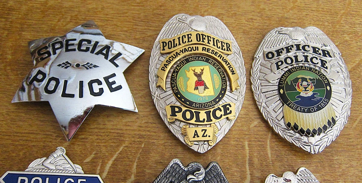 obsolete police badges, Convolut 6 x Abzeichen + 1 patch, Super Angebot !